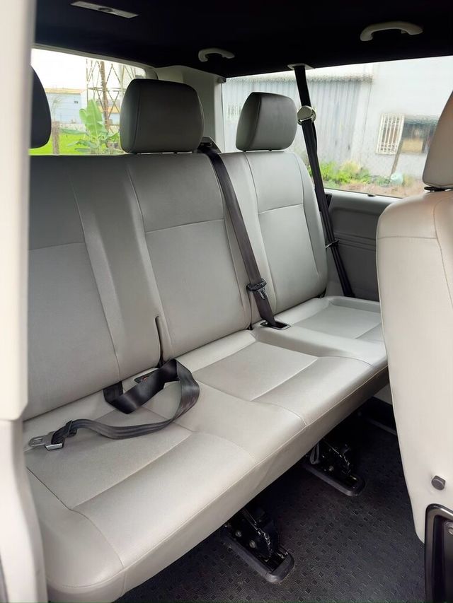 VOLKSWAGEN福斯 T5 CARAVELLE  第5張相片