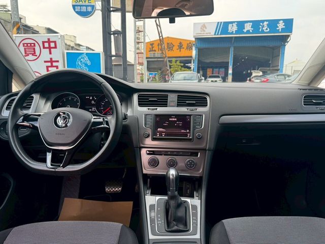 VOLKSWAGEN福斯 GOLF  第7張相片