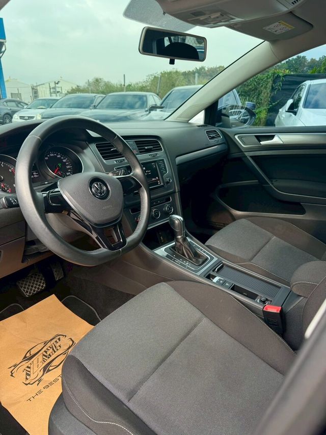 VOLKSWAGEN福斯 GOLF  第8張相片