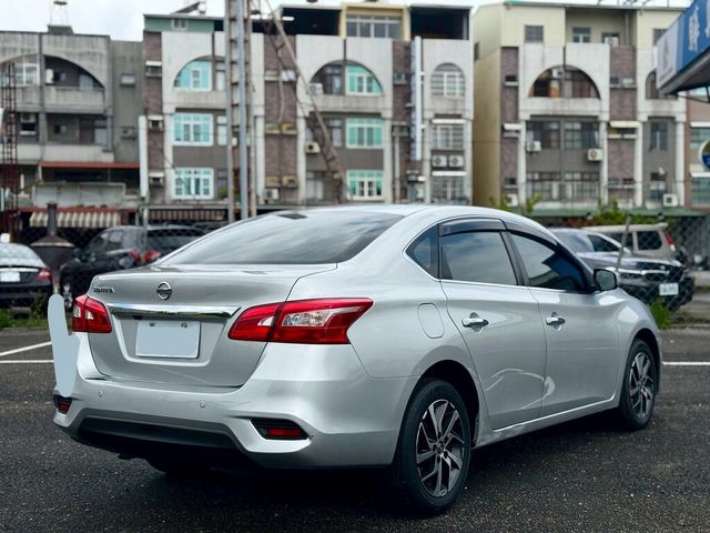 NISSAN日產 SENTRA  第6張相片