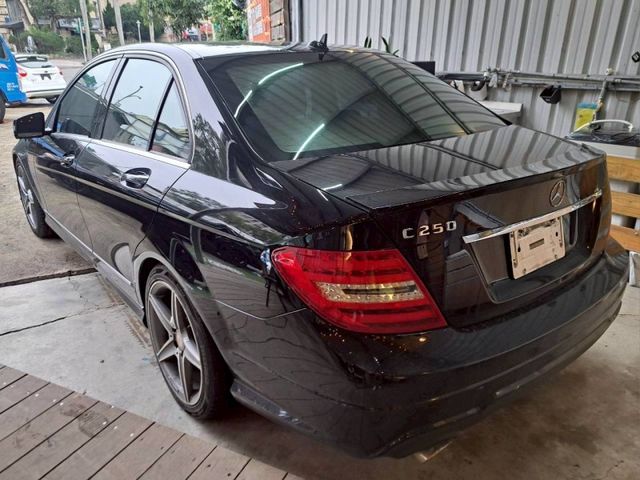 Mercedes-Benz/賓士 C250  第6張相片