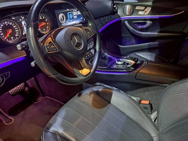 Mercedes-Benz/賓士 E-CLASS  第1張相片