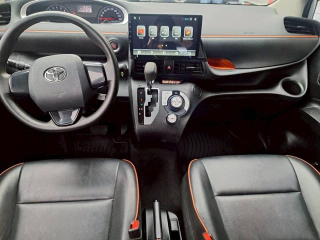 Toyota SIENTA  第2張相片