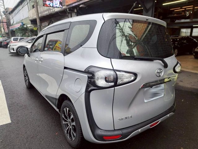 Toyota SIENTA  第9張相片