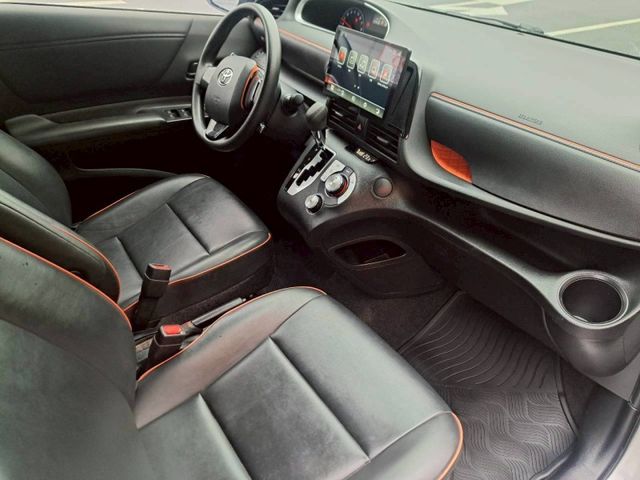 Toyota SIENTA  第10張相片