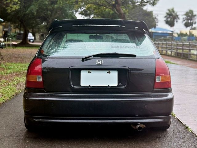 Honda Civic  第1張相片