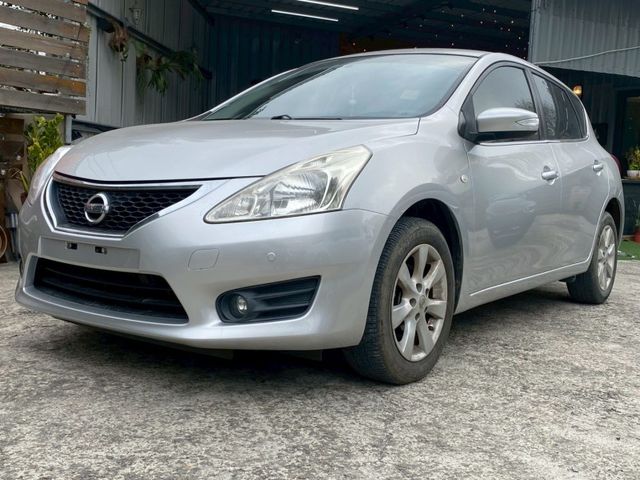 Nissan Tiida  第5張相片