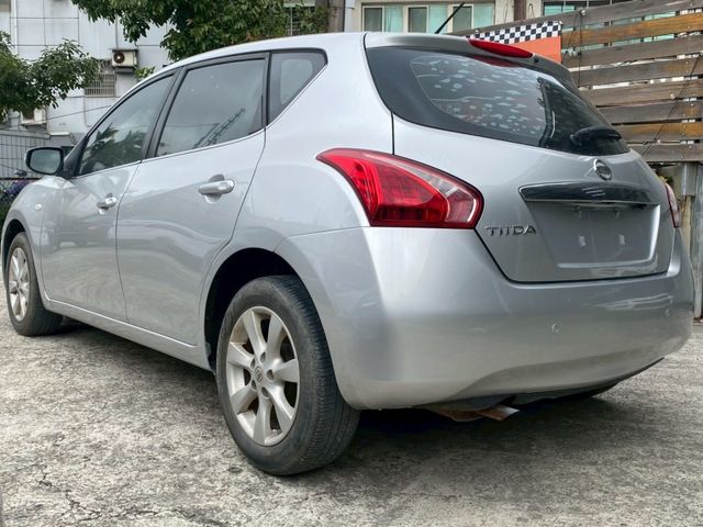 Nissan Tiida  第7張相片