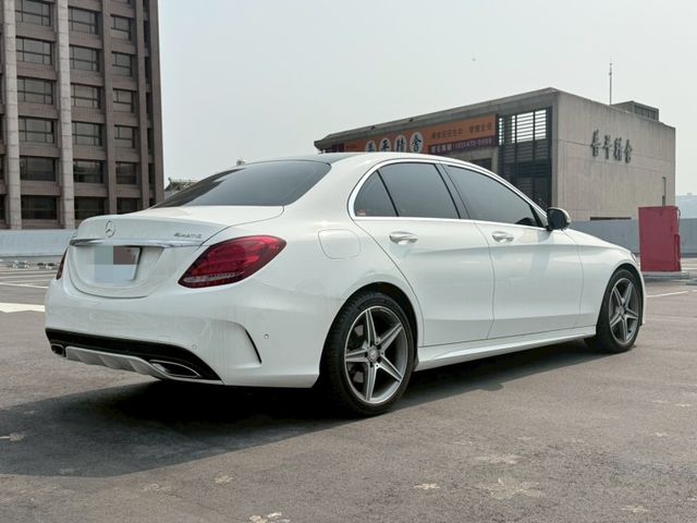 Mercedes-Benz/賓士 C300  第8張相片