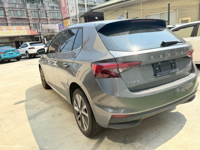 Skoda Fabia  第10張相片
