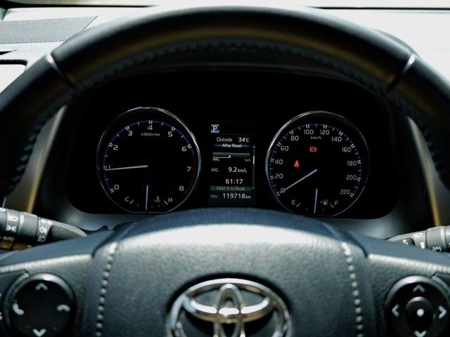 Toyota RAV4  第3張相片
