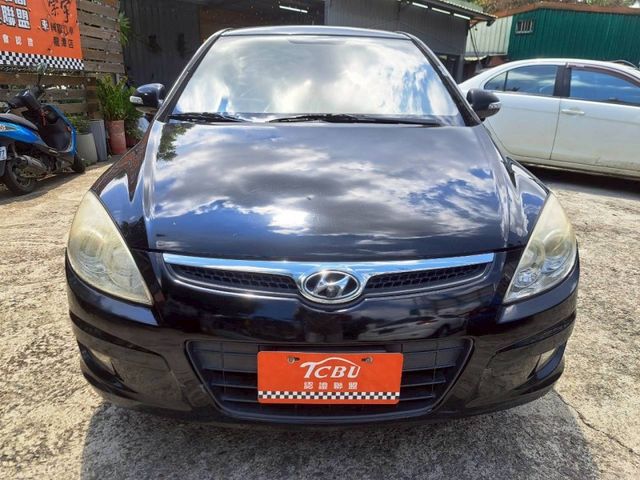 2010 I30 CP值五門小車，改360環景，新手友善  第5張相片