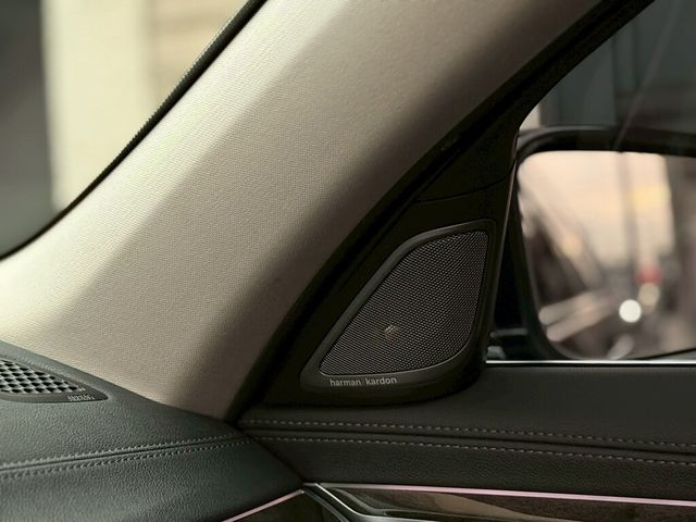 BMW寶馬 740LI  第15張相片