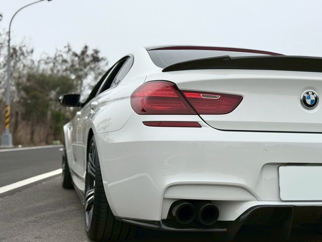 BMW寶馬 M6 COUPE  第5張相片