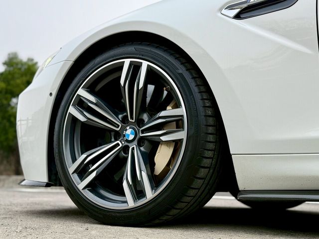 BMW寶馬 M6 COUPE  第6張相片