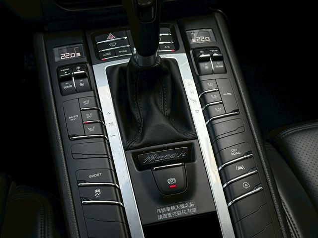 PORSCHE保時捷 MACAN  第15張相片