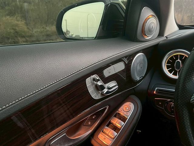 M-BENZ賓士 C300  第10張相片