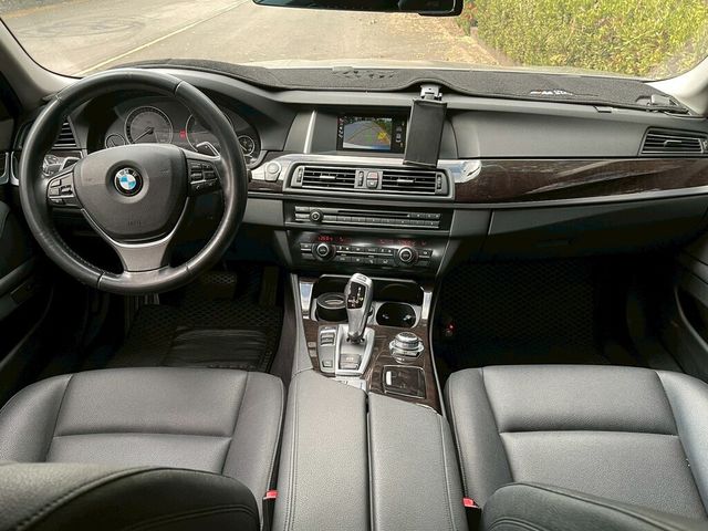 BMW寶馬 520I  第6張相片