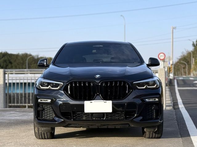 BMW寶馬 X6 XDRIVE40I  第3張相片