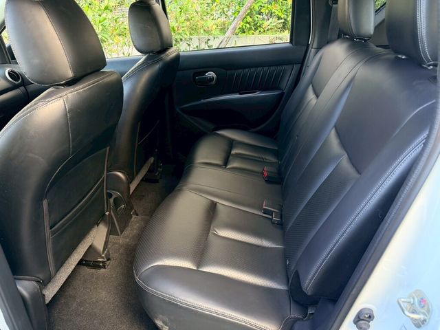 NISSAN日產 LIVINA  第9張相片