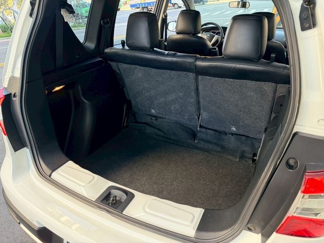 NISSAN日產 LIVINA  第10張相片