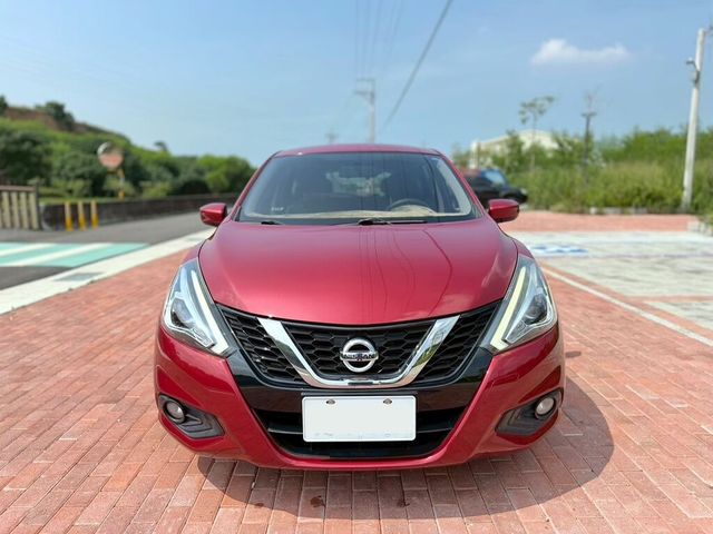 NISSAN日產 TIIDA  第3張相片