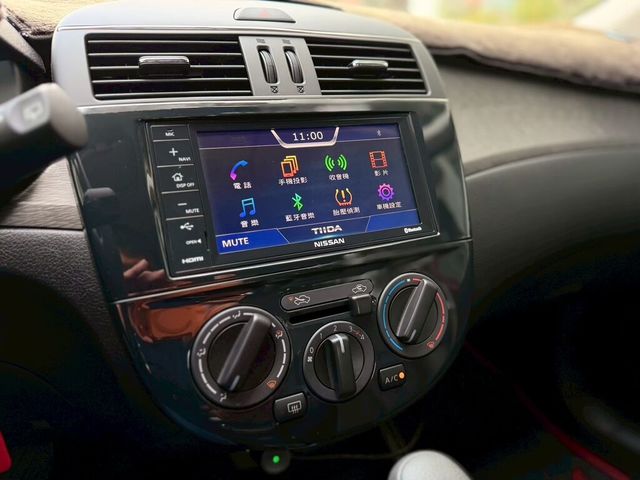 NISSAN日產 TIIDA  第11張相片