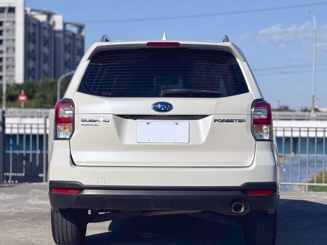 SUBARU速霸陸 FORESTER  第4張相片
