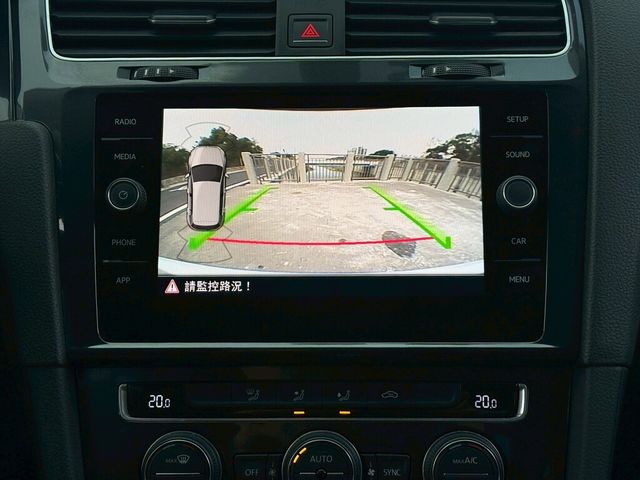 VOLKSWAGEN福斯 GOLF  第8張相片