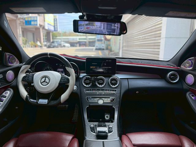 M-BENZ賓士 C300  第5張相片