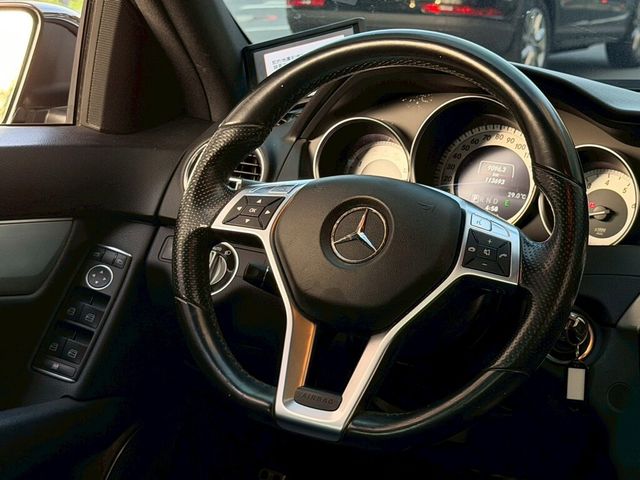 M-BENZ賓士 C250  第6張相片