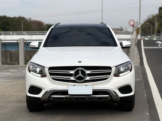 M-BENZ賓士 GLC300  第3張相片