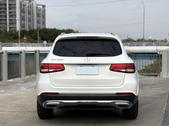 M-BENZ賓士 GLC300  第4張相片