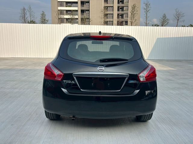 NISSAN日產 TIIDA  第4張相片