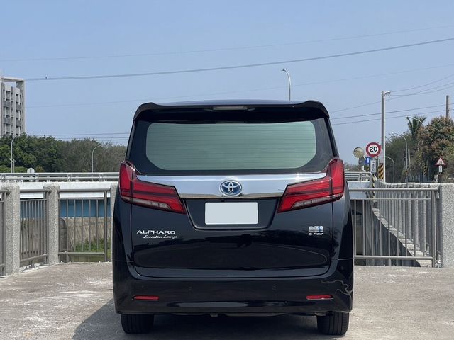 TOYOTA豐田 ALPHARD  第4張相片
