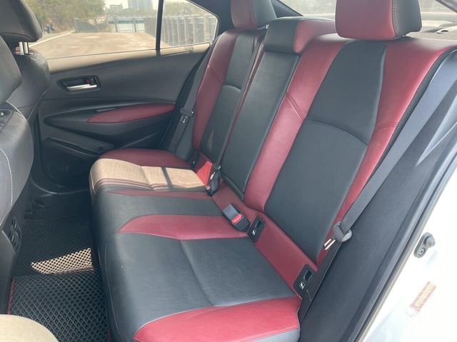 TOYOTA豐田 COROLLA ALTIS HYBRID  第17張相片