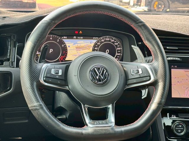 VOLKSWAGEN福斯 GOLF GTI  第9張相片