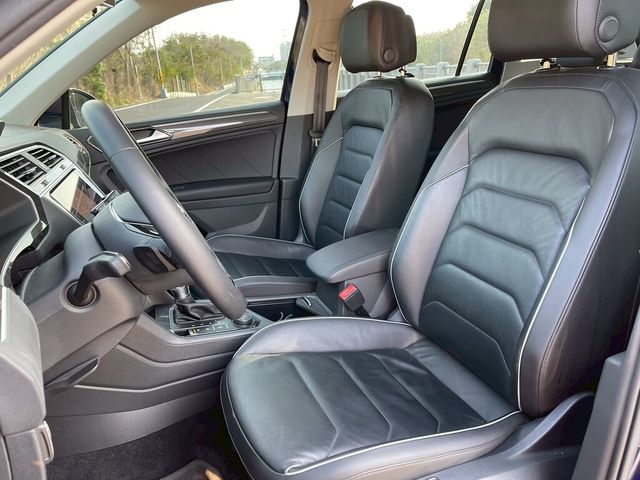 VOLKSWAGEN福斯 TIGUAN  第18張相片
