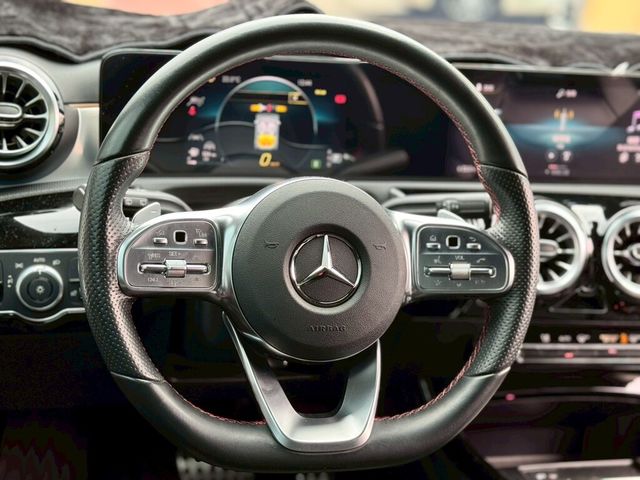 M-BENZ賓士 A180  第6張相片