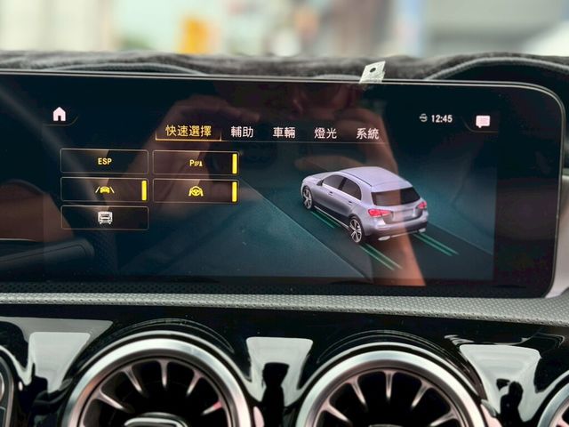 M-BENZ賓士 A180  第10張相片