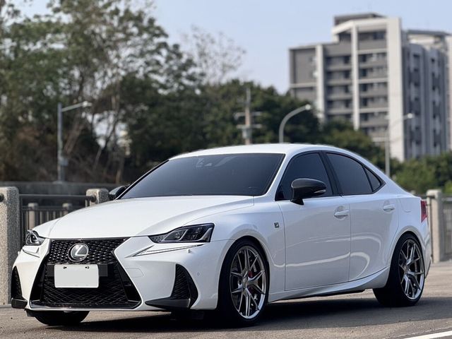 LEXUS凌志 IS 300  第1張相片