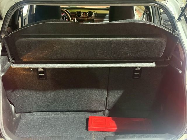 SUZUKI鈴木 SWIFT  第11張相片