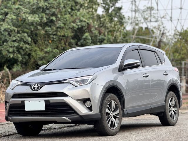 TOYOTA豐田 RAV4  第1張相片