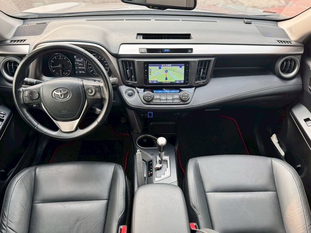 TOYOTA豐田 RAV4  第5張相片
