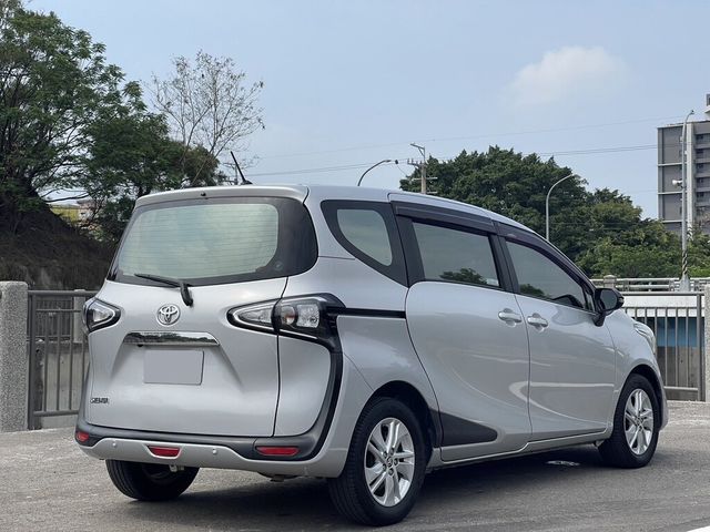 TOYOTA豐田 SIENTA  第2張相片