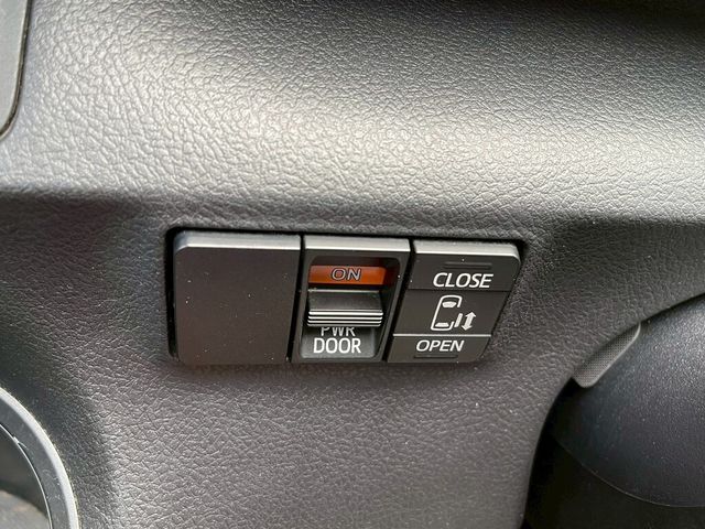 TOYOTA豐田 SIENTA  第10張相片