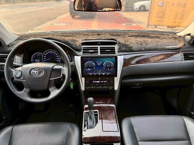 TOYOTA豐田 CAMRY  第5張相片