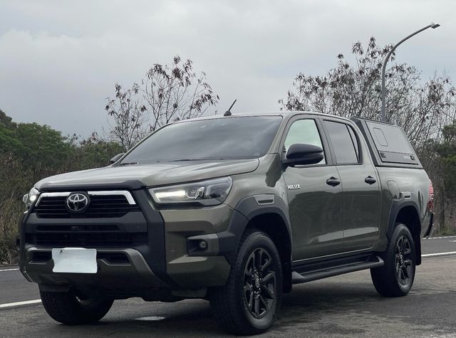 TOYOTA豐田 HILUX  第1張相片