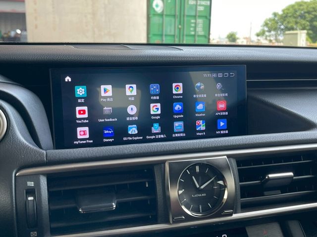 LEXUS凌志 IS 300  第12張相片