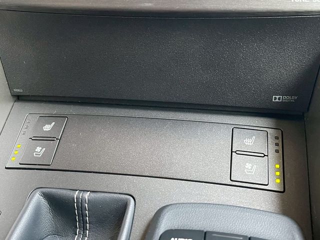 LEXUS凌志 IS 300  第13張相片